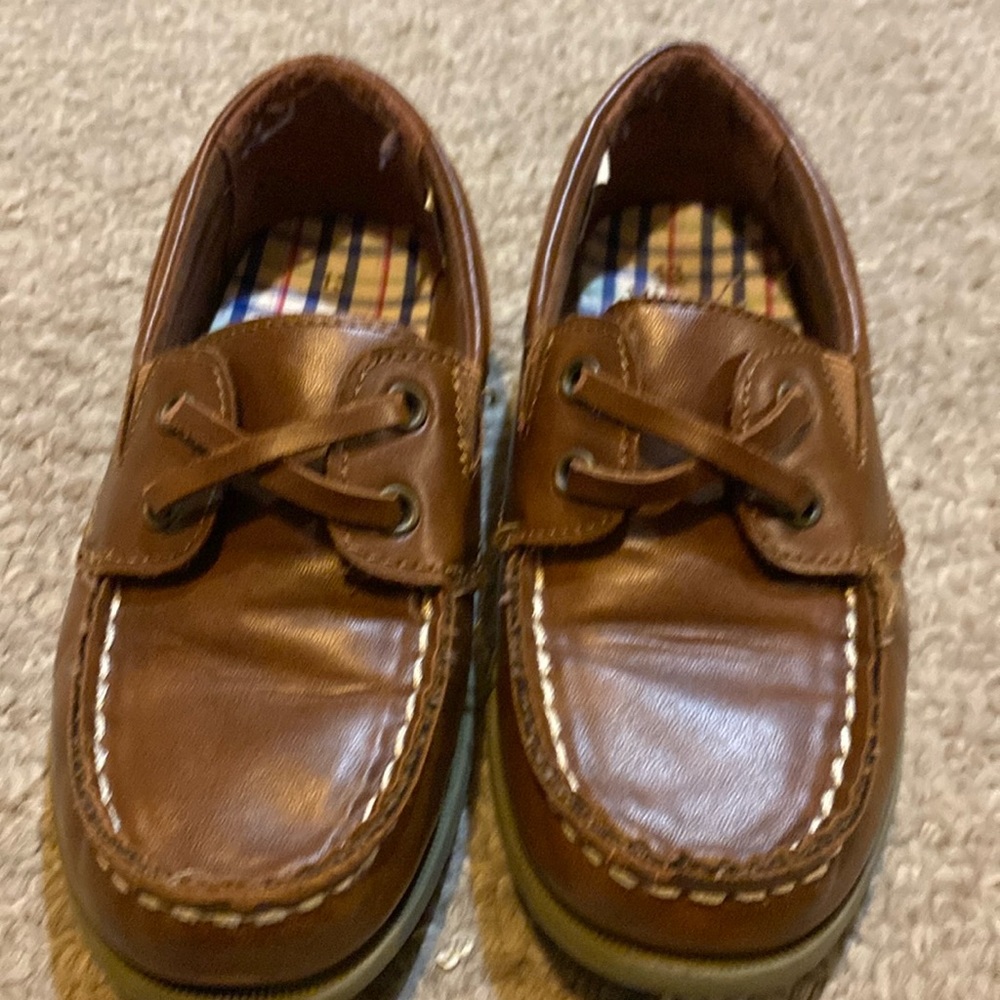 Carters youth 13 boys brown slide on shoes